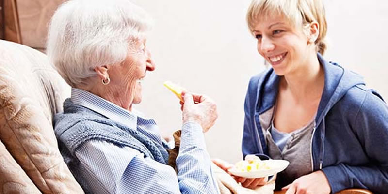 Hastanede yatılı bayan bakıcı - hasta bakıcı - Hastanede yatılı bayan hasta bakıcı